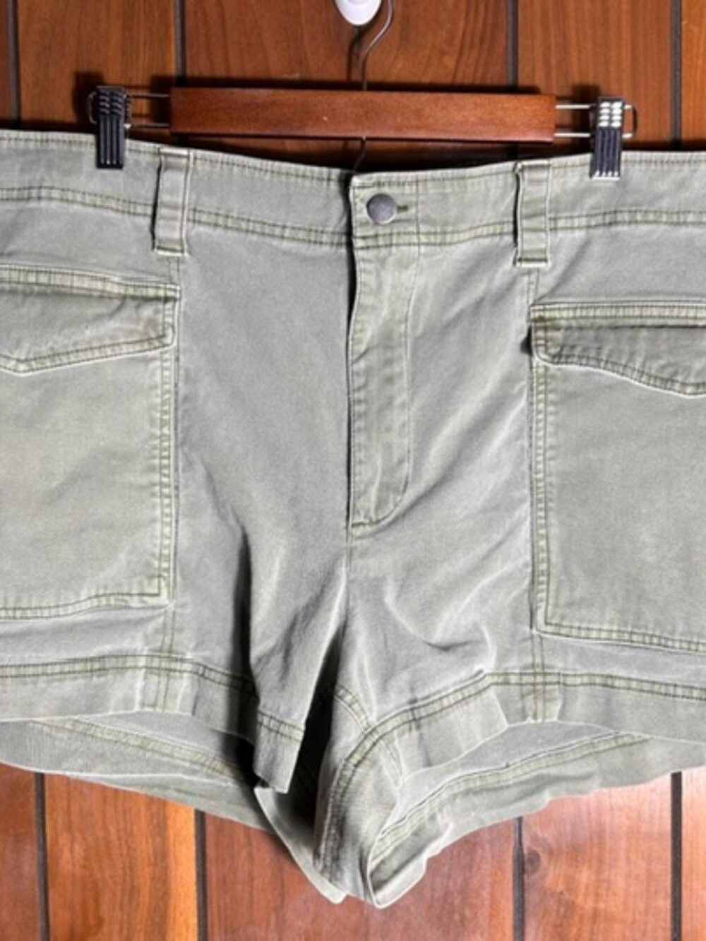 Y2K Old Navy Cargo Shorts Womens Sz 2X Green (Alpine Tundra) Front & Back Pocket